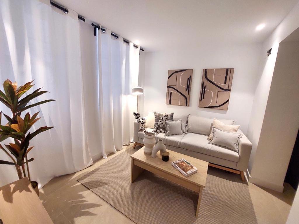 Helearon Suite Malaga Zewnętrze zdjęcie